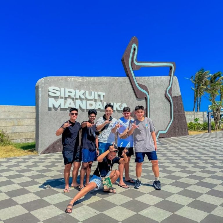 Paket Wisata Lombok 2 Hari 1 Malam