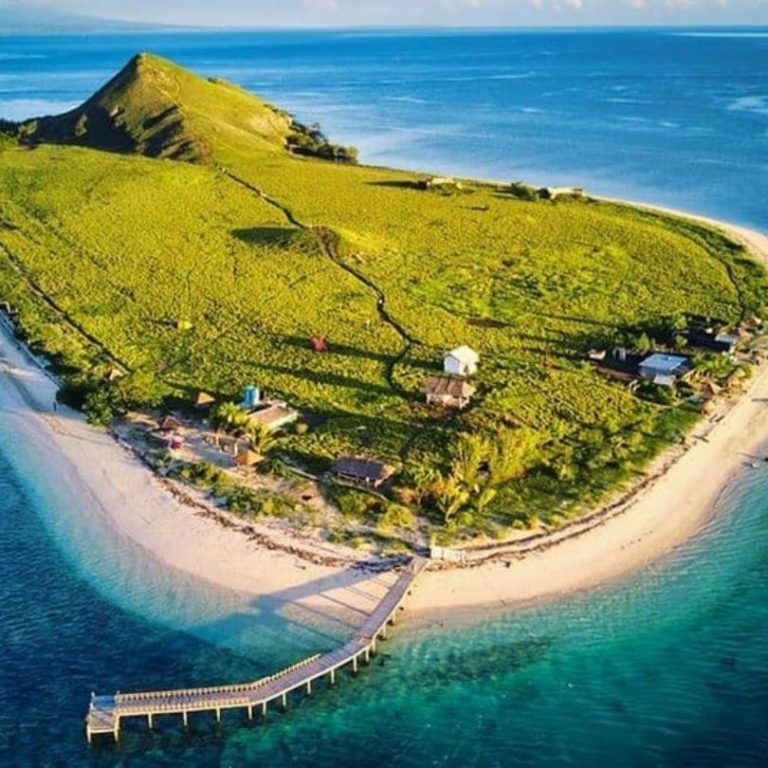 Trip Harian Pulau Kenawa